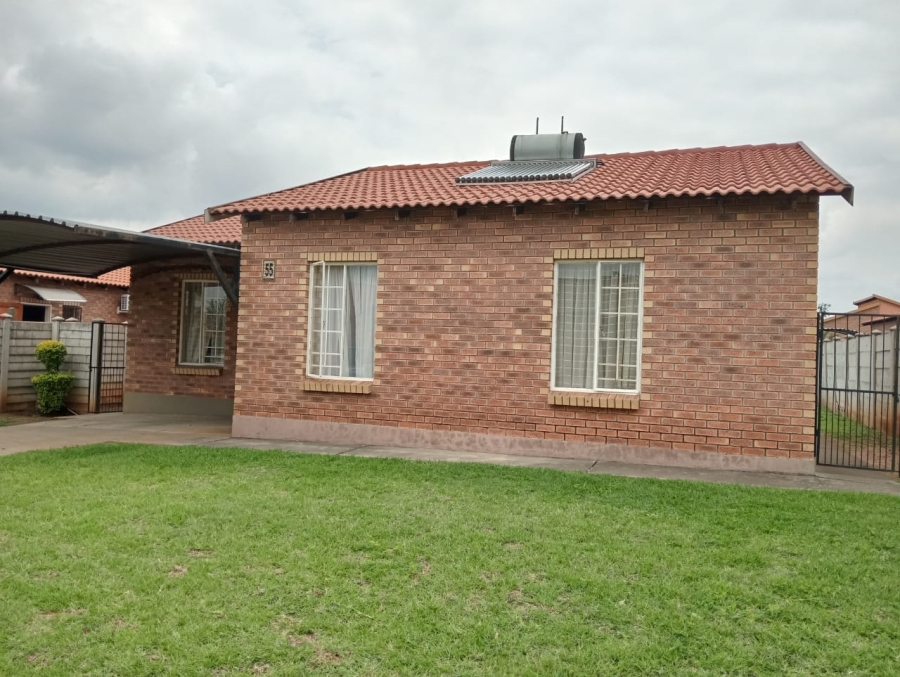 To Let 3 Bedroom Property for Rent in Waterval East North West